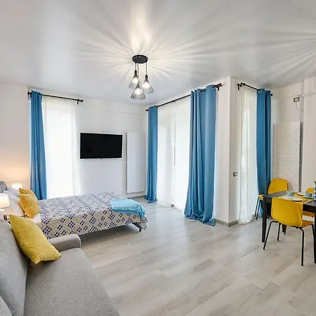 Sea Nest Studio In Nord10 By Alezzi Apartment